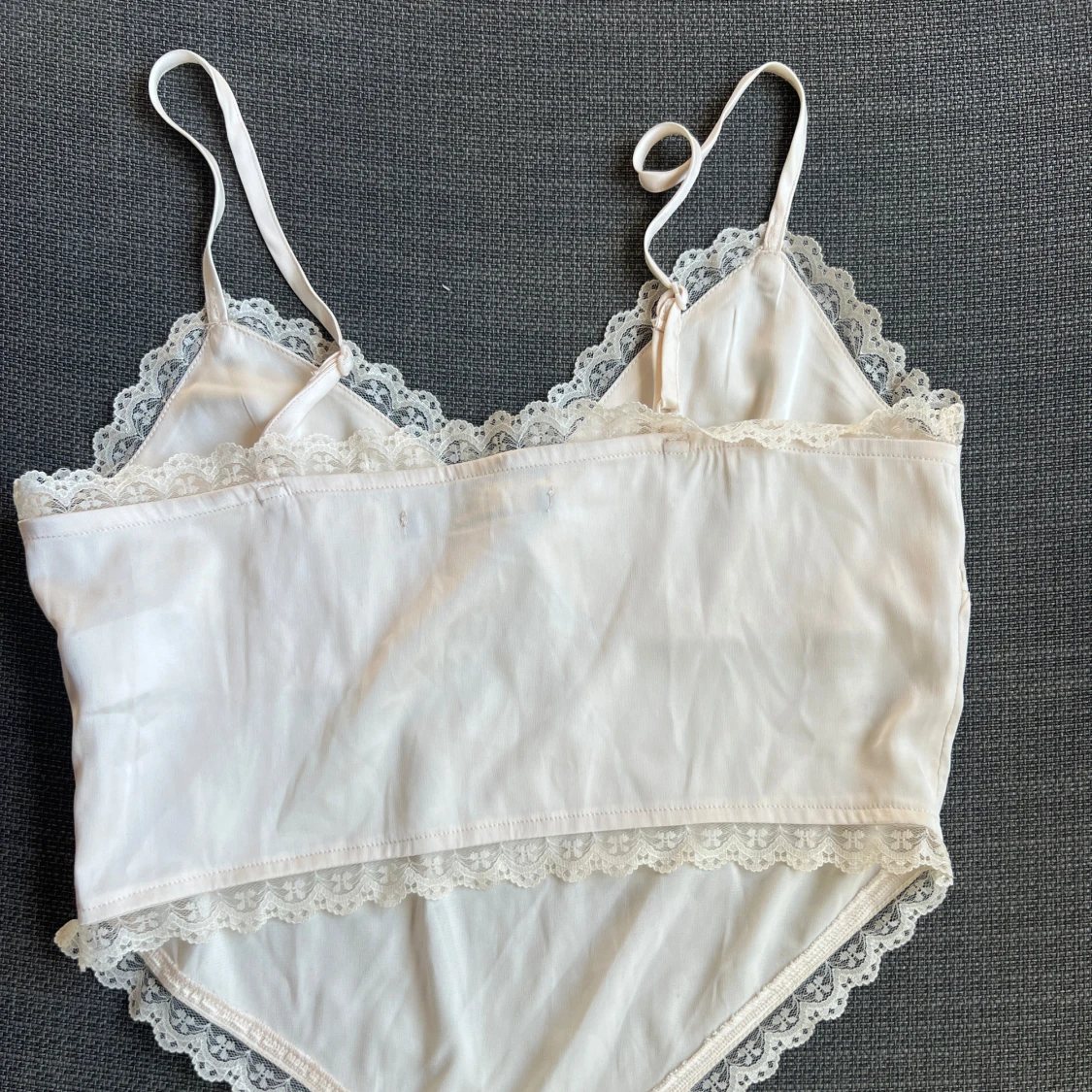 Champagnefärgad topp - 90