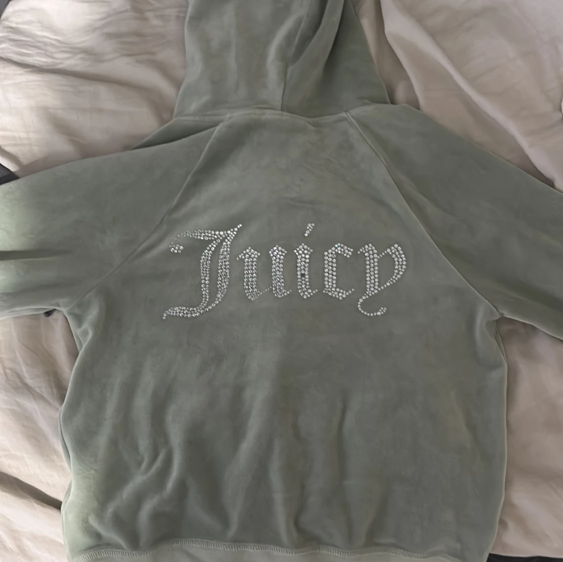 Grön hoodie från Juicy Couture - 90