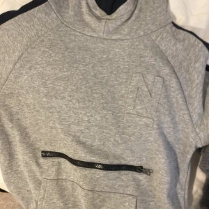Name it hoodie  - Använd flera gånger men fortfarande i bra skick