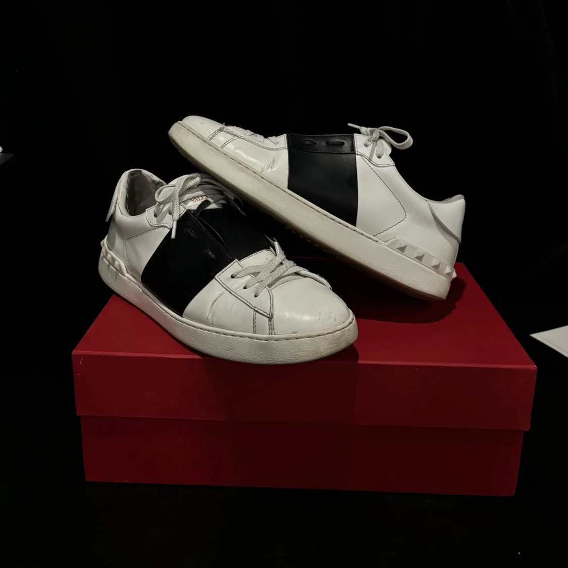 Valentino opens - 90