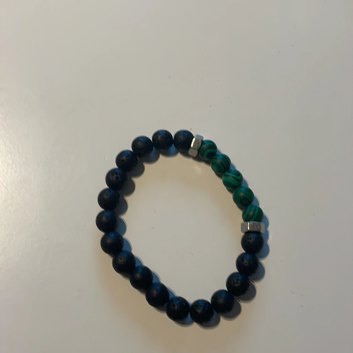 Fem stilrena armband med pärlor - 90