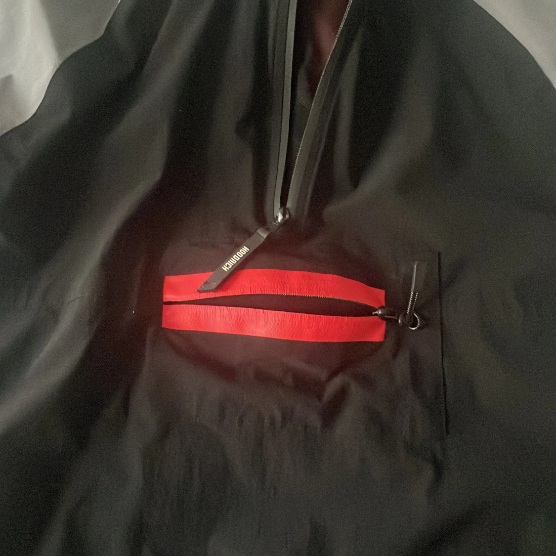 Svart och grå vindjacka från Hoodrich - 92