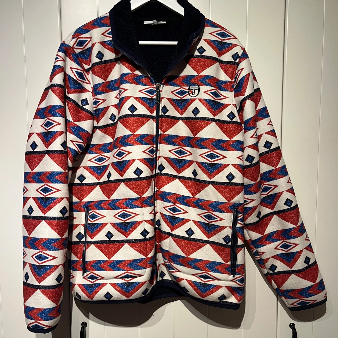 Mönstrad fleecejacka från Sergio Tacchini