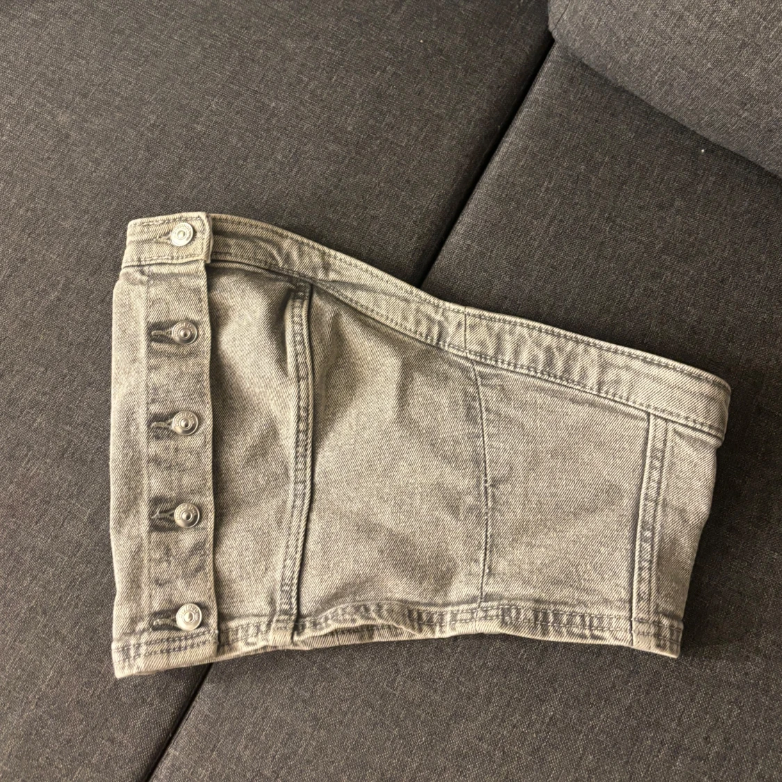 Grå jeans tubtopp från H&M - 91