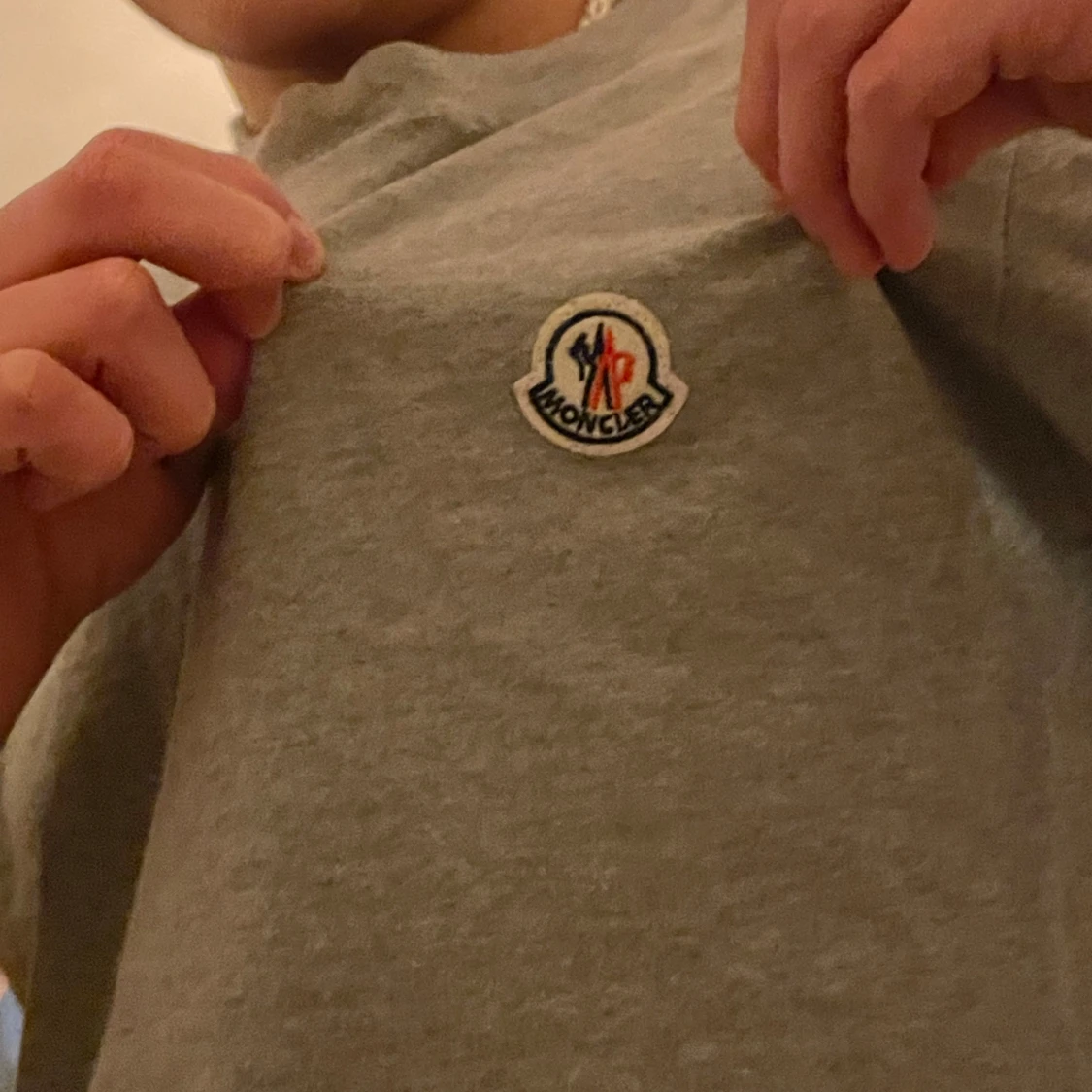 Moncler t shirt