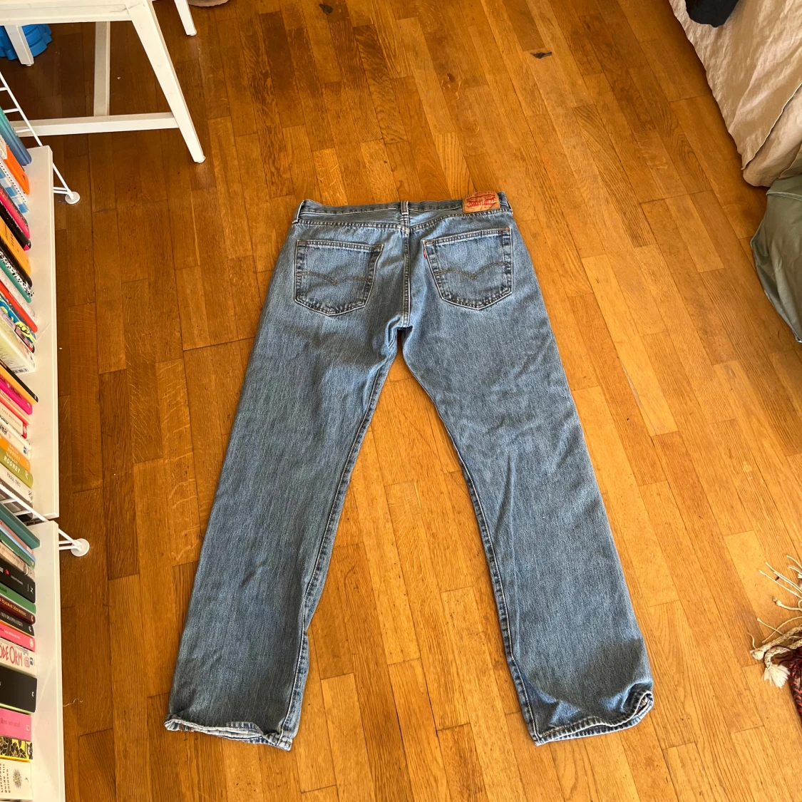 Blå Levi's jeans - 90