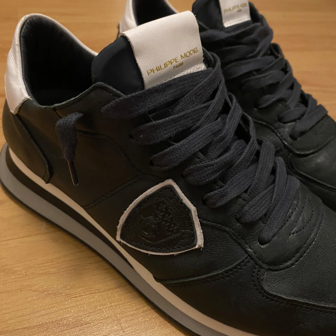 PHILIPPE MODEL TRAINERS - 90