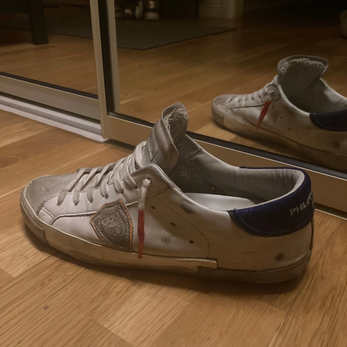 Vita sneakers från Philippe Model - 91