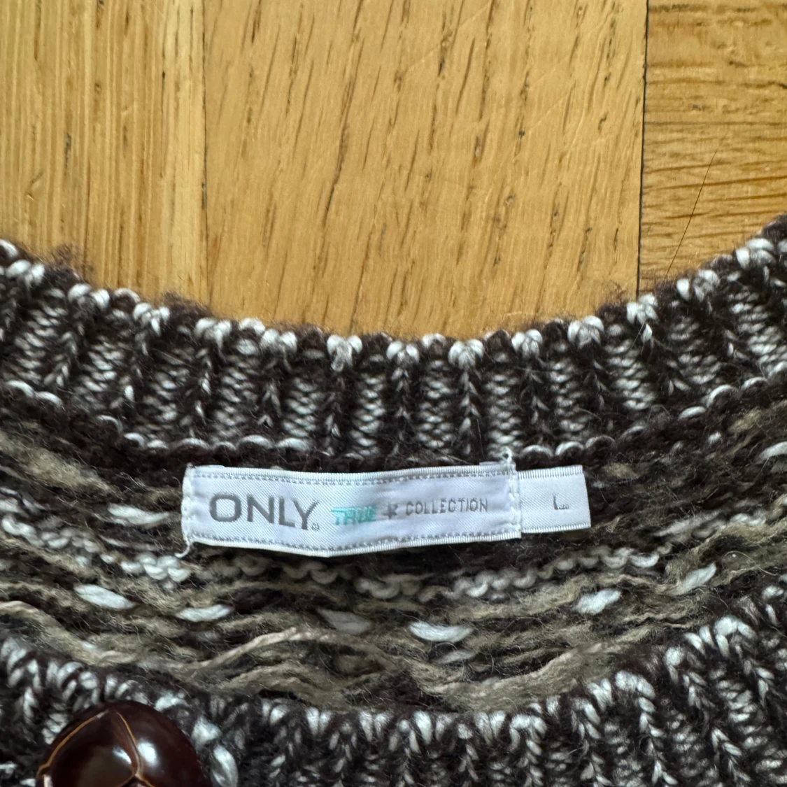 Grå stickad kofta från ONLY - 91