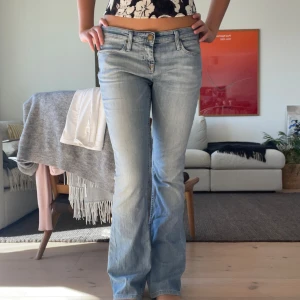 Lågmidjade jeans  - Bootcut jeans från Lee
