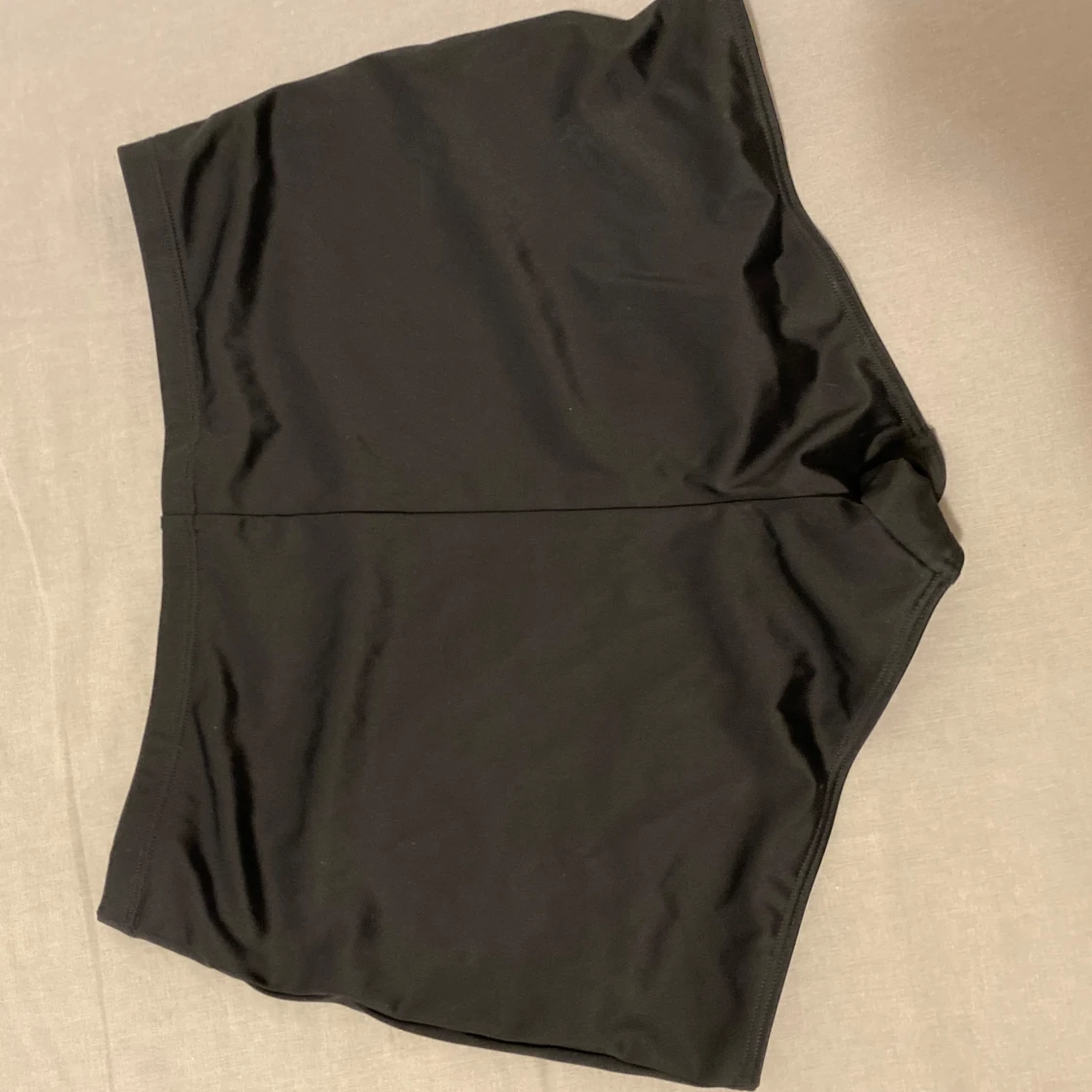 Svarta träningsshorts  - 90