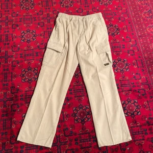 Byxa  - Vailent byxa 