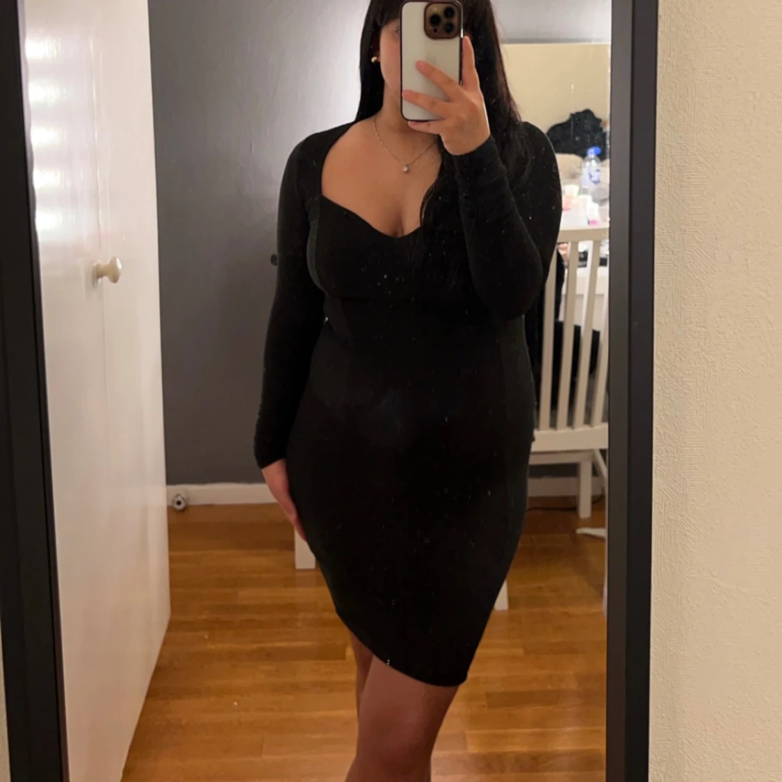 Svart glittrig klänning 🖤 - 91