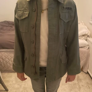 Ralph lauren jacka  - Säljer min fina Ralph lauren jacka som inte kommer till användning 🥰 