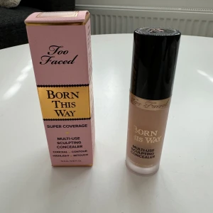 Born this way Super coverage Multi-use Concealer  - Säljer denna Concealer från Too faced då färgen inte passade mig. Bara använt ett fåtal gånger. Den är i färgen ”Marshmallow”. 🥰 Original pris: 429kr