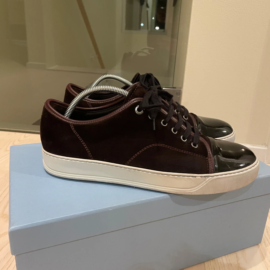 Vinröda Lanvins strl 42-43 - 91