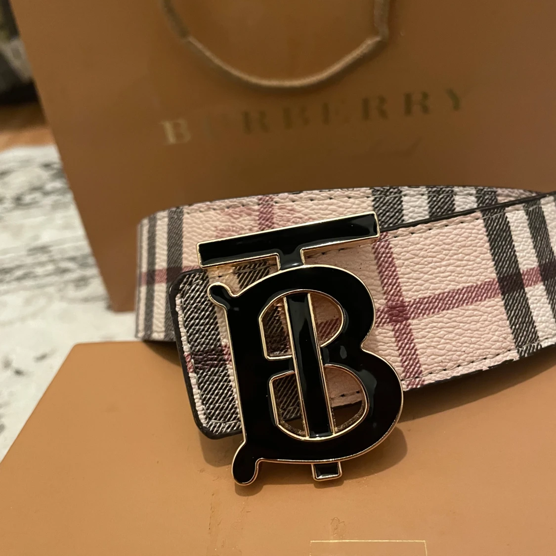 Burberry bälte - 2