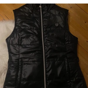 Armani väst - Armani väst
