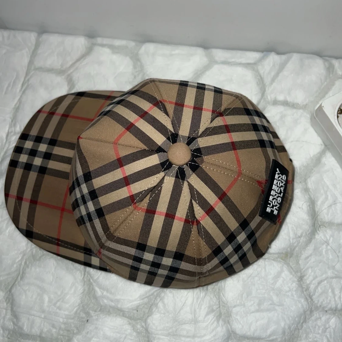 Rutig keps från Burberry - 3