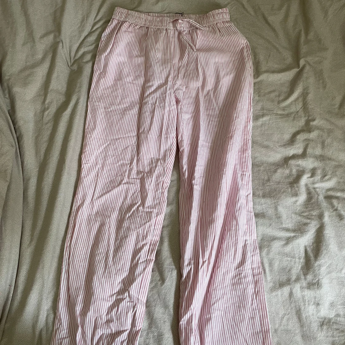 Rosa Pyjamasbyxor från lager157 - 90