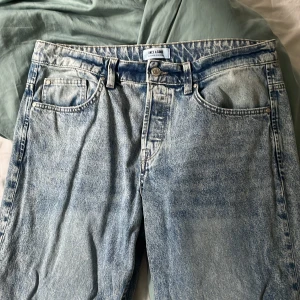 Baggy Jeans - Baggy jeans med skön tvätt 34-34 inga defekter