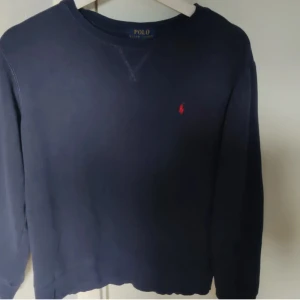 Ralph lauren tröja - Riktigt fet, passar nån som är 160-170.