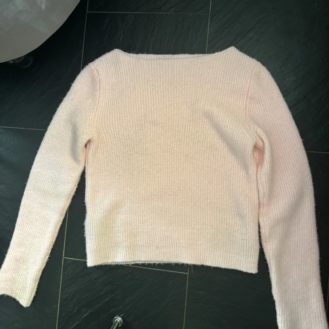 Säljer denna superfina tröjan som är lite för stor för mig🥲🥲❤️❤️ - 91