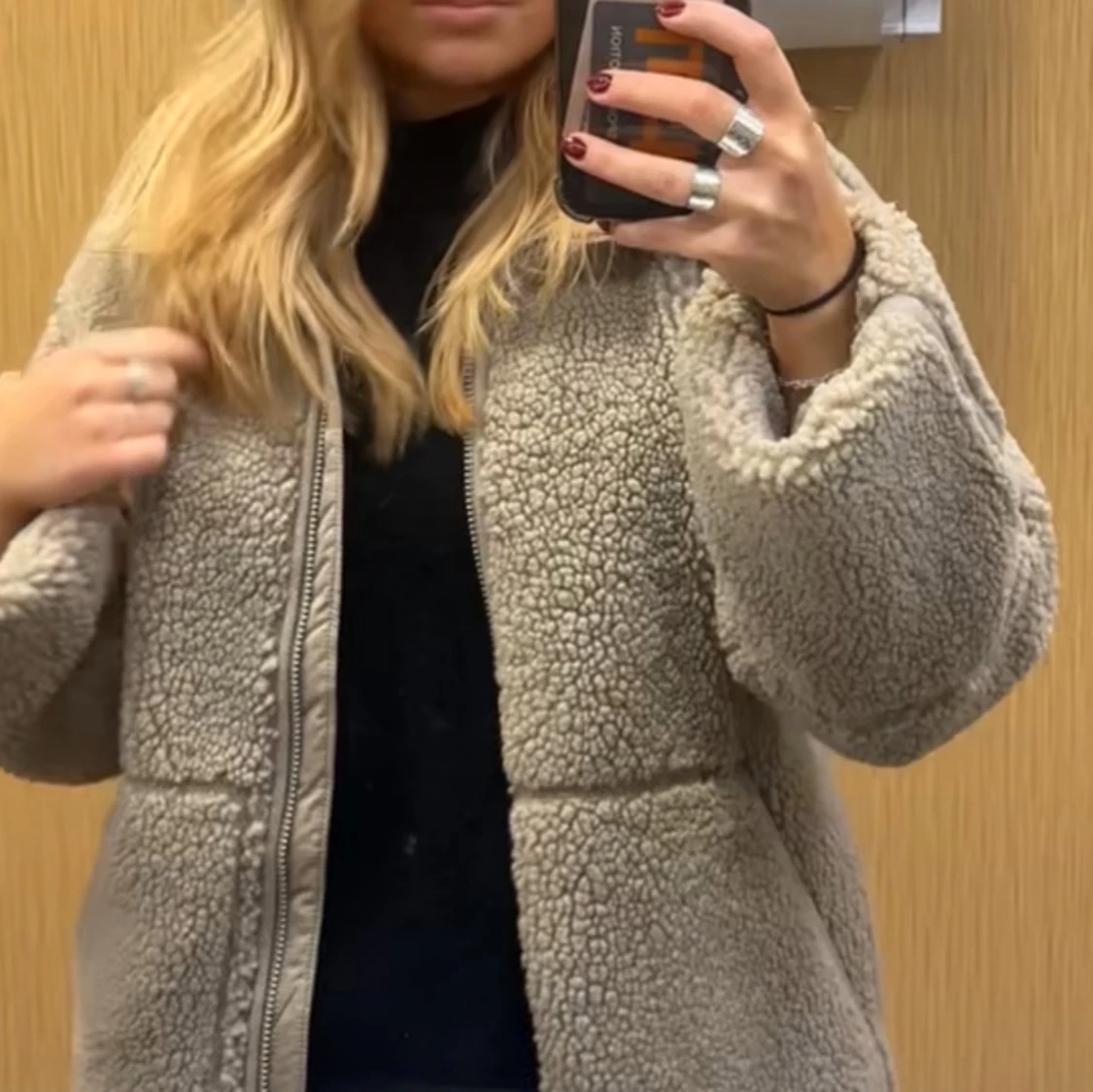 Beige teddyjacka H&M - 90