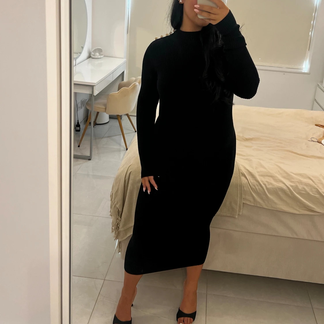 Svart marcianoklänning