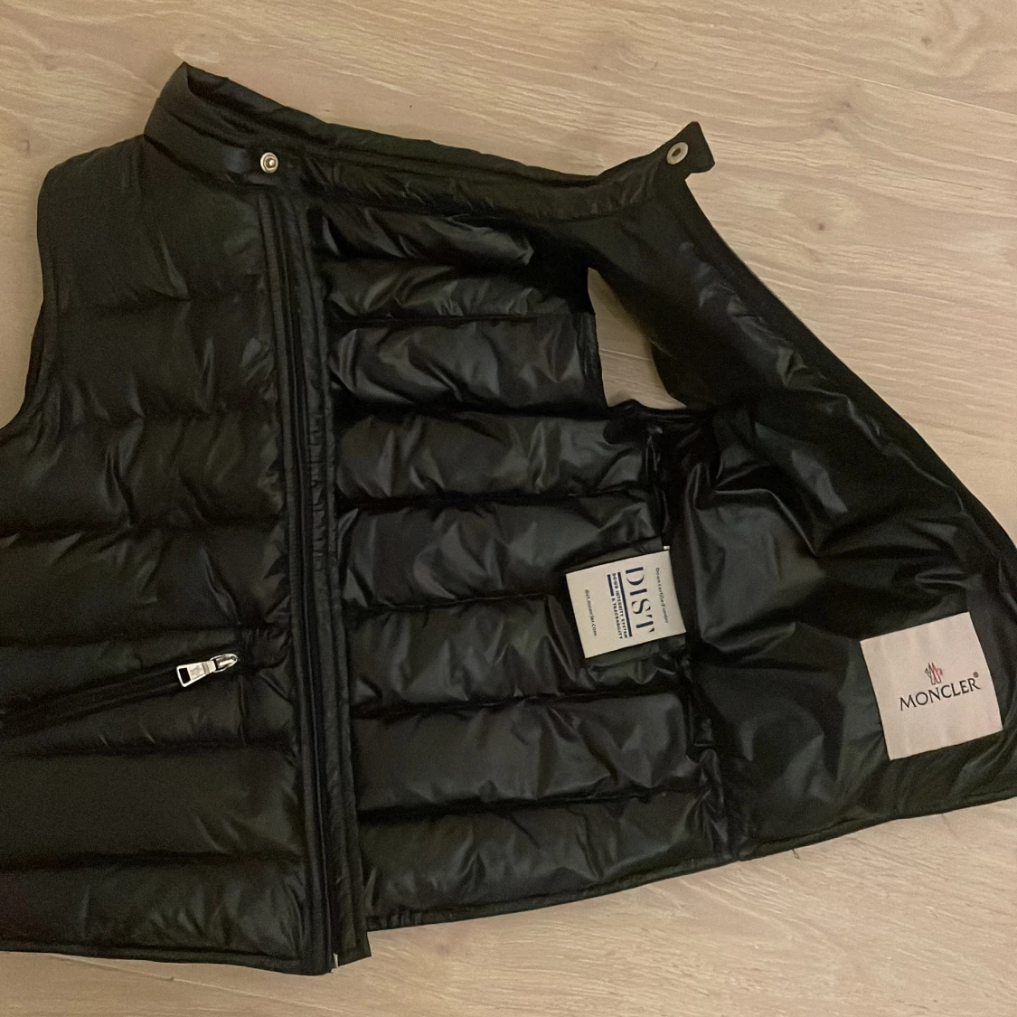 Moncler väst - 93