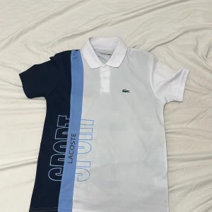 Lacoste piké  - Använd 3-4 gånger max storlek xs-S pris 699, priset går att sänkas såklart 