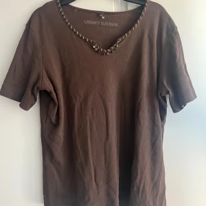 Gerry weber Brun t-shirt - Gerry weber Brun t-shirt som inte kommer till användning, skulle gissa på storlek M då det inte står på ⭐️