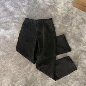 Jeans - Jeans från Vero Moda. Tyvärr för små för mig men skitsnygga. I storlek S