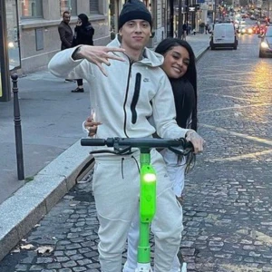 Nike tech fleece - Bra skick passar S också