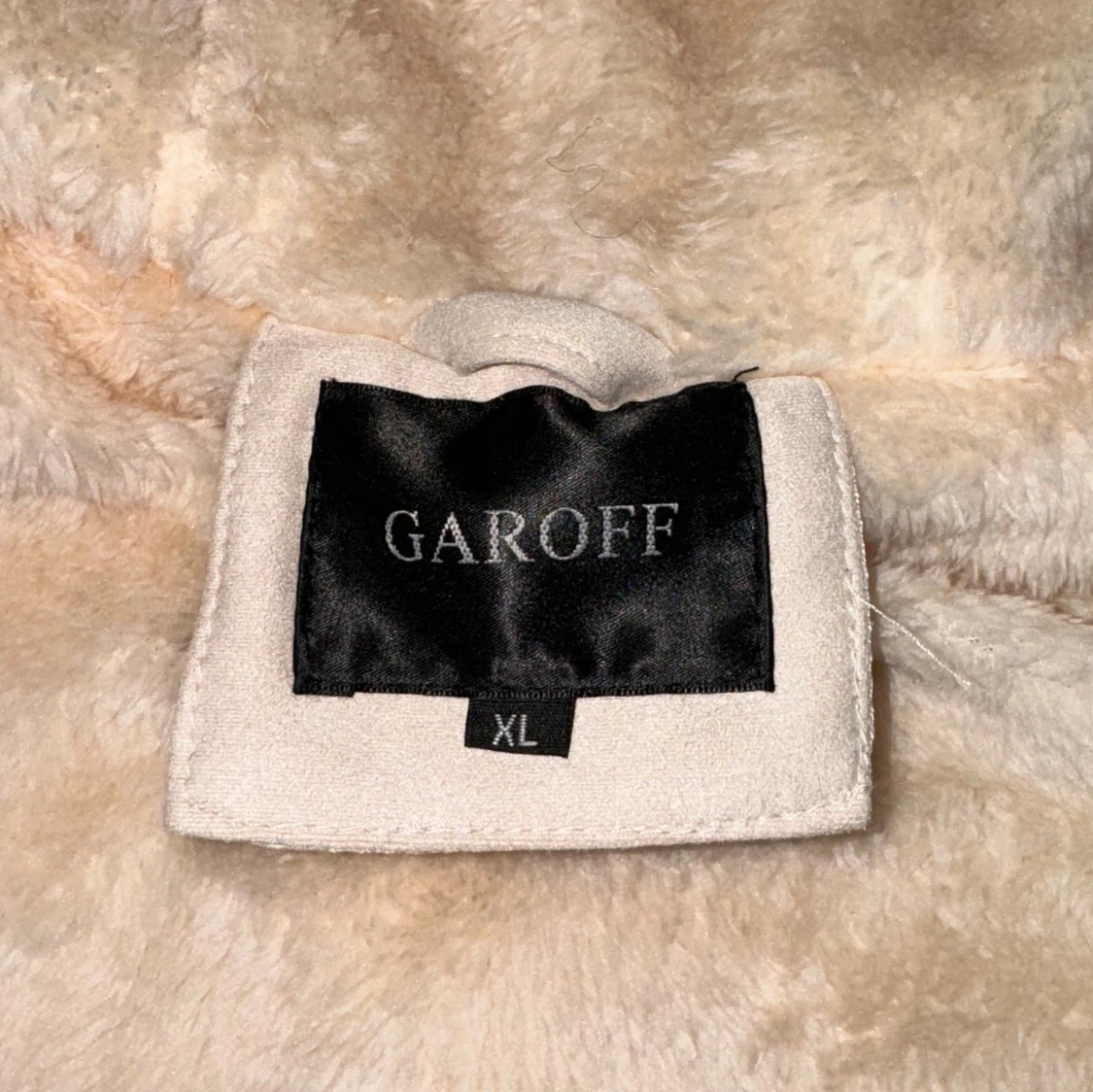 Beige pälsjacka från Garoff - 92