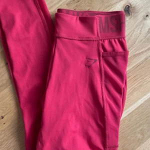 Gym shark tigths - Stl s Jättesköna  Bra kvalitet