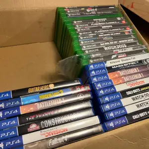 Massor av spel till ps4 och Xbox one  100kr styck eller 250 för 3 stycken  Eller alla för 2750kr 250kr rabatt Jag skickar bara Dom alla är i olika skick  Pm/messa till mig om du är intresserad i något spel eller flera så får du bilder och mer i info 