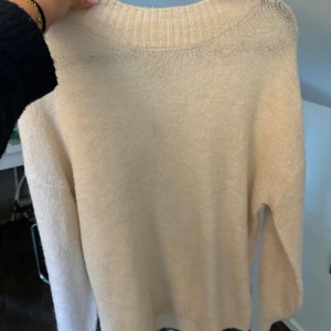 Ichi stickad tröja  - Stickad tröja i märket Ichi