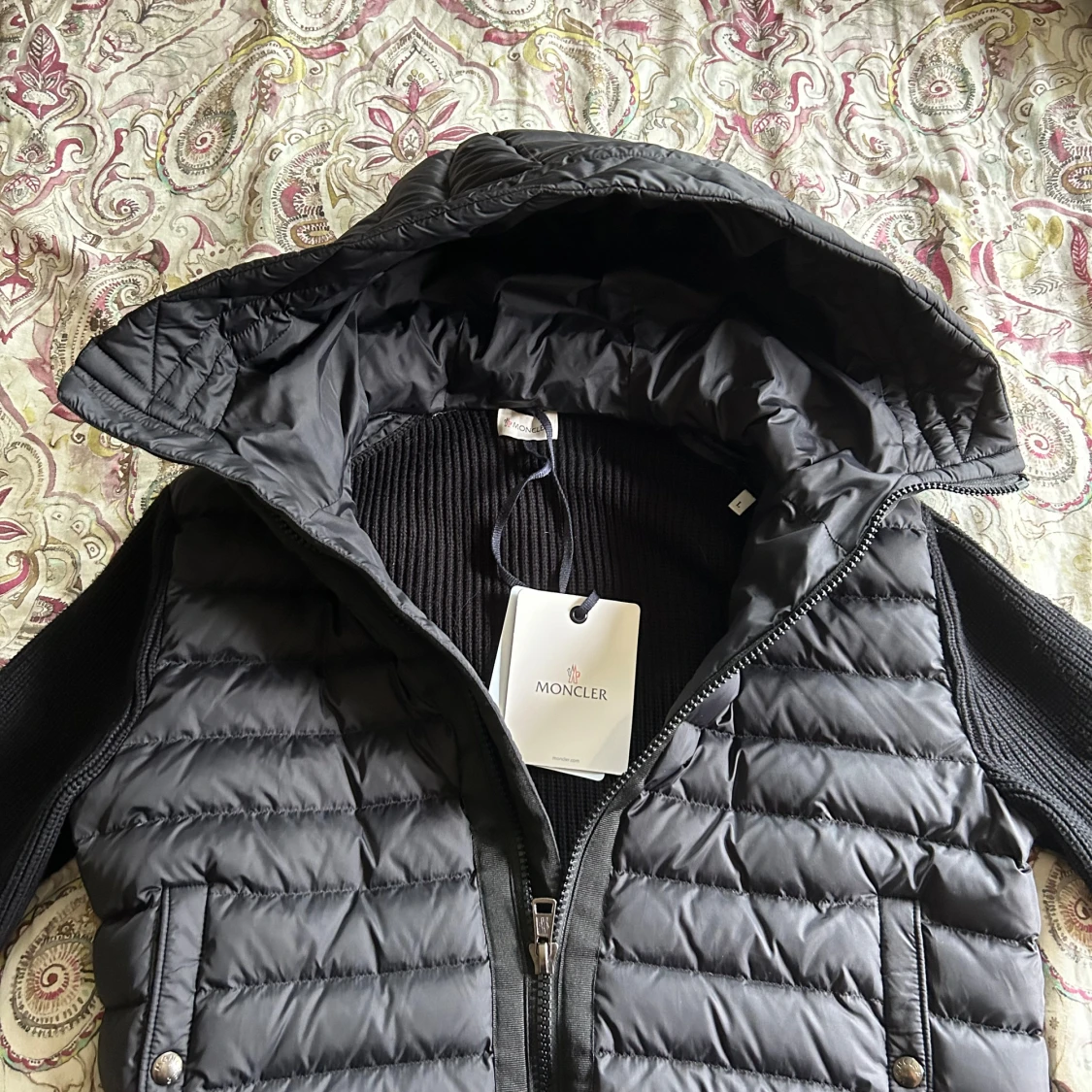 Moncler Cardigan - 92