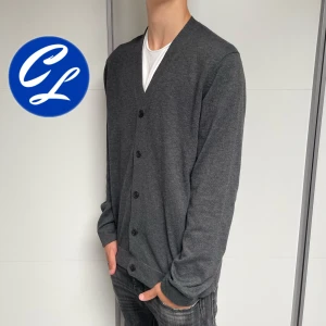 Hampton Republic kofta  - Hampton Republic kofta | Skick: 8/10 | Strl M | Pris - 199 | Fraktar via Postnord eller Instabox på köparens bekostnad | Hör av dig vid minsta fråga eller fundering!