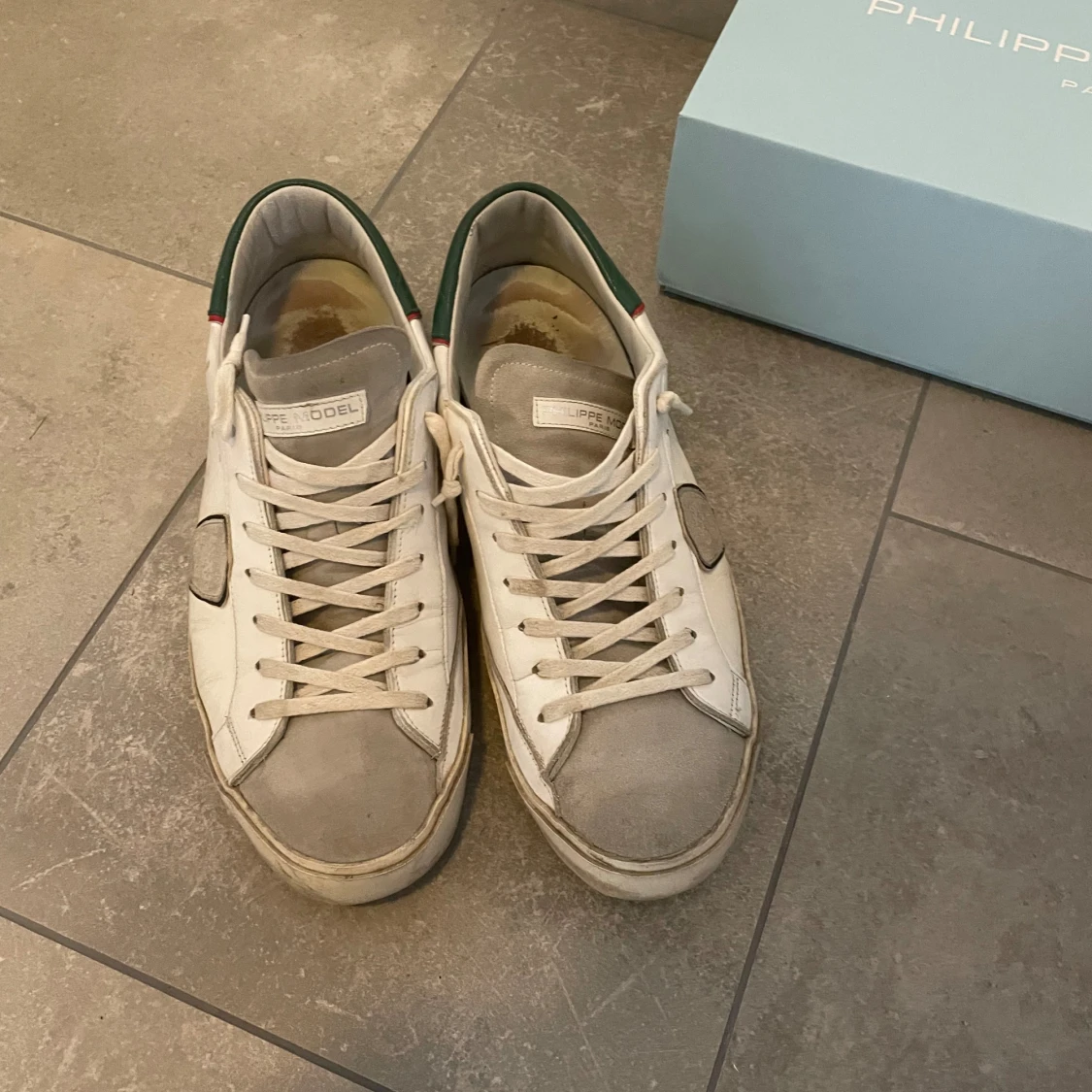 Philip Model skor - 90