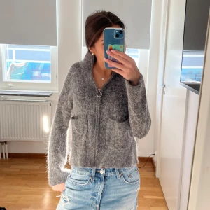 Stickad kofta - Skit snygg kofta😍😍