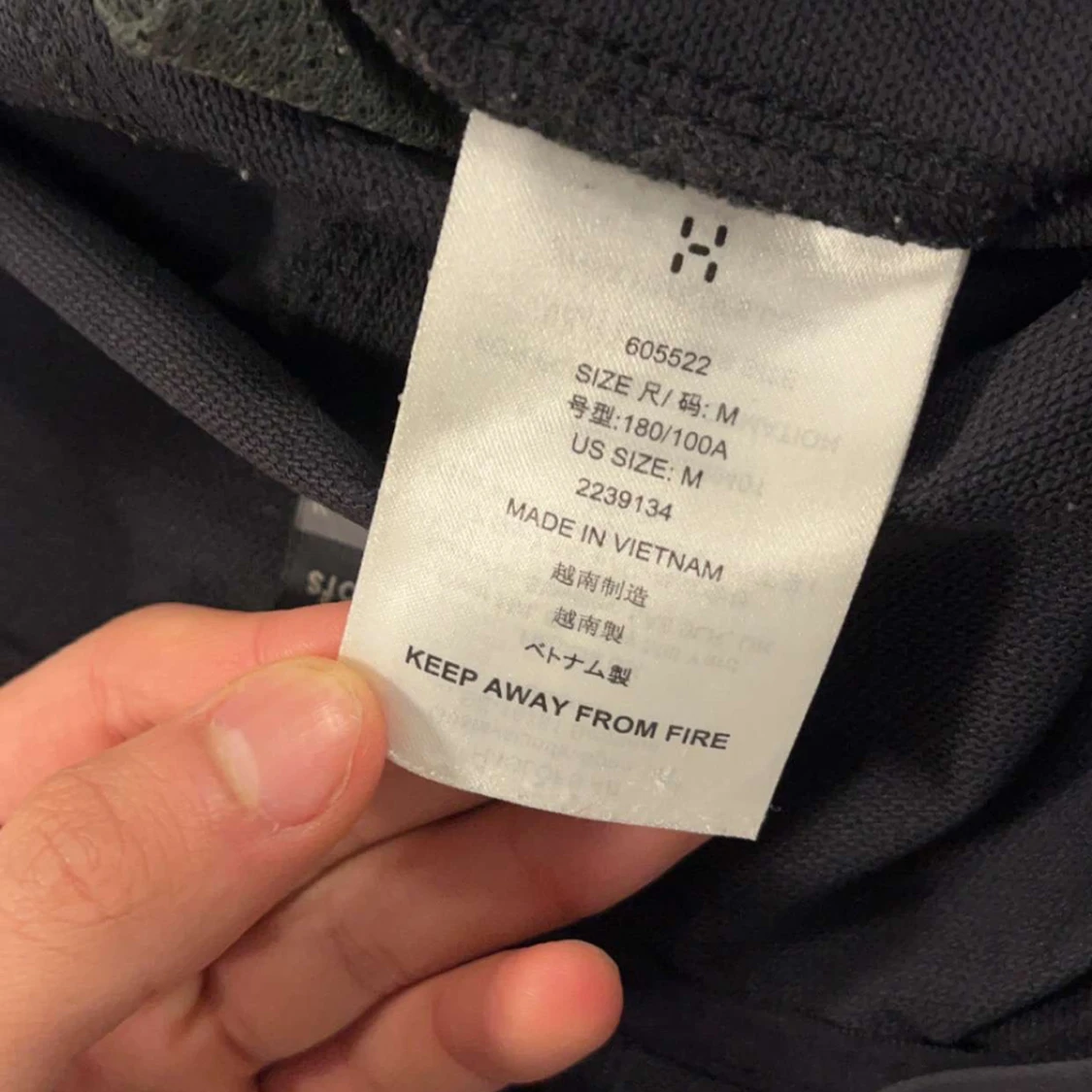 Svart jacka från Haglöfs - 1