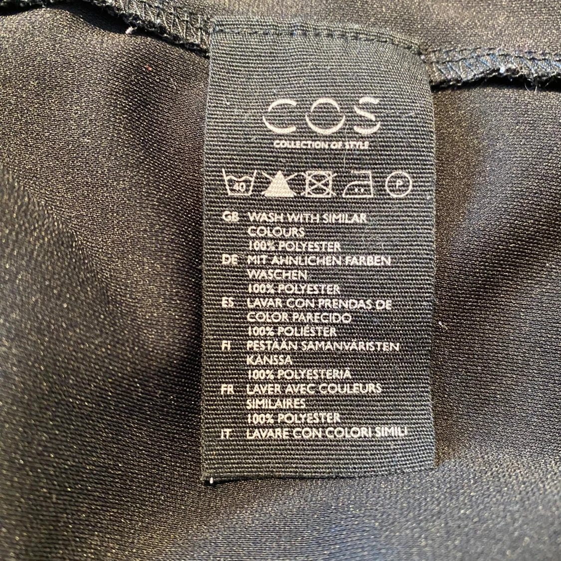 Svart topp från COS - 3