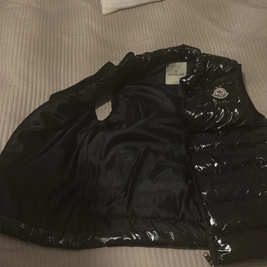 Svart dunväst från Moncler - 3