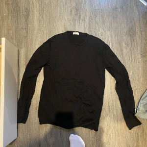 Sweatshirt i ull - As najs bomulls tröja som är slim i design och sitter väldigt gött