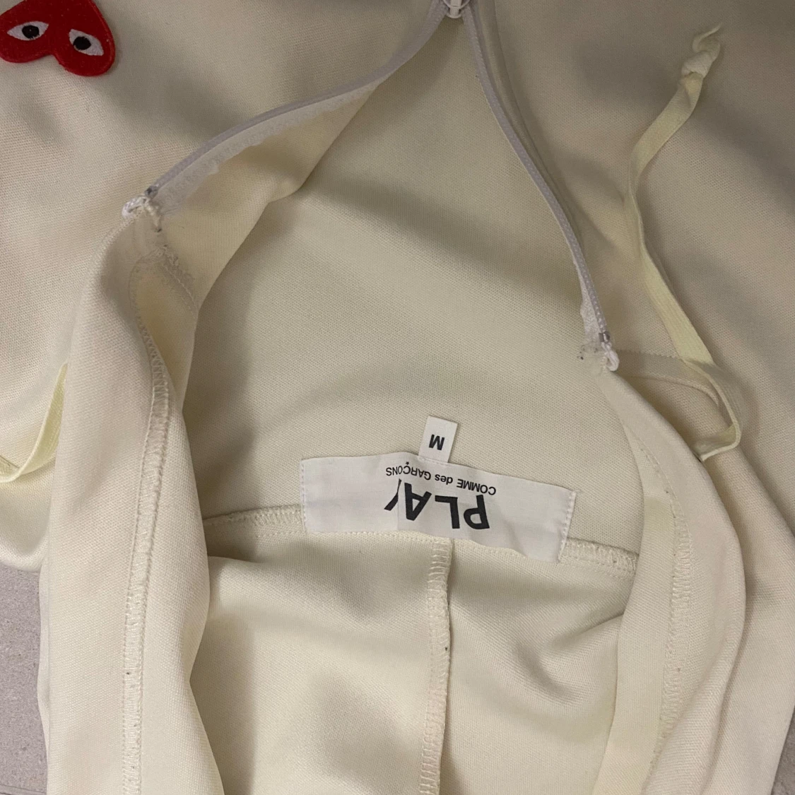 Beige hoodie från Comme des Garçons - 2