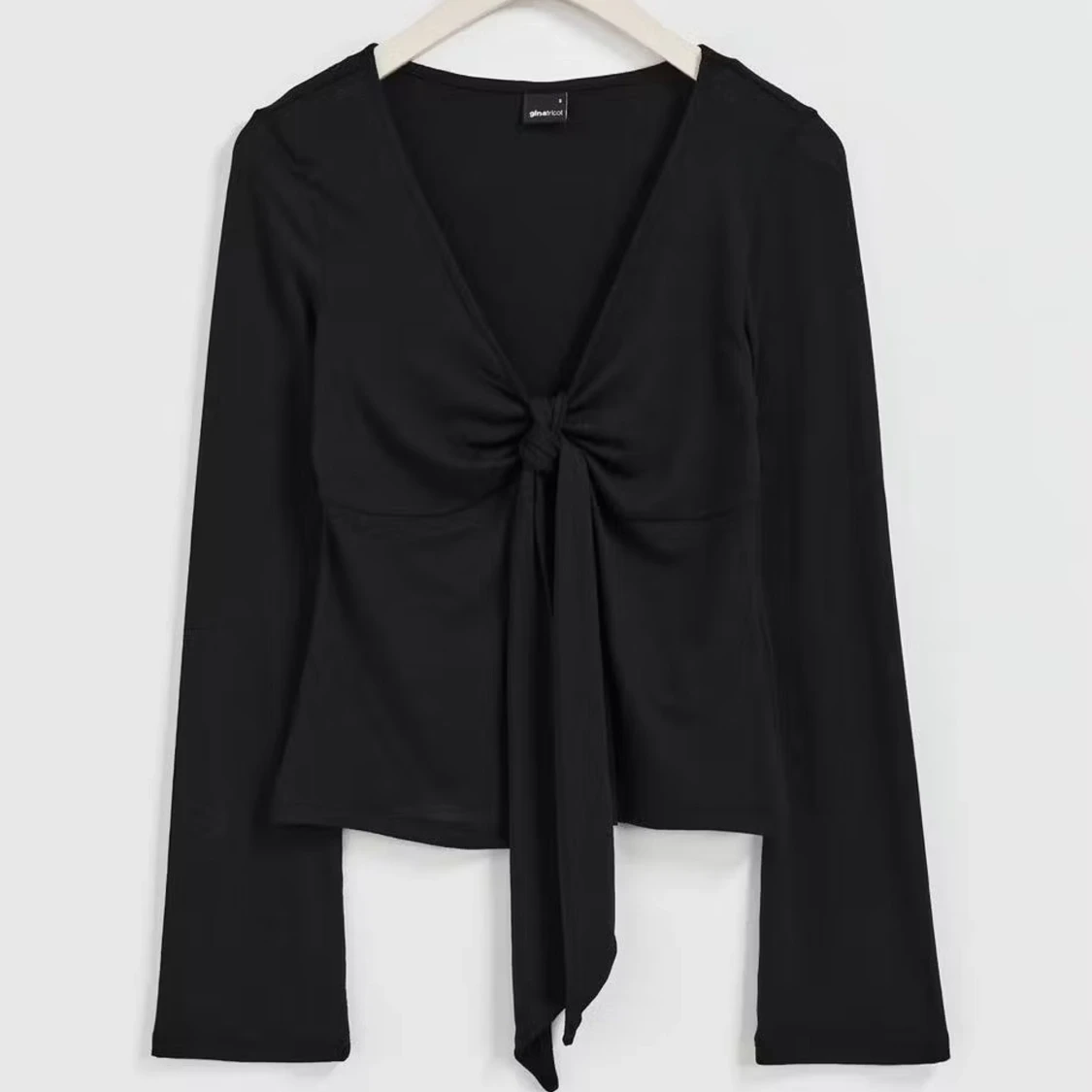 Gina tricot tie front long sleeve top