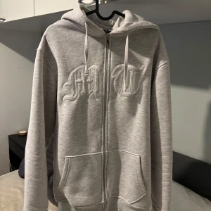 Tuttolente mt zip hoodie - Bra skick sitter Som Large