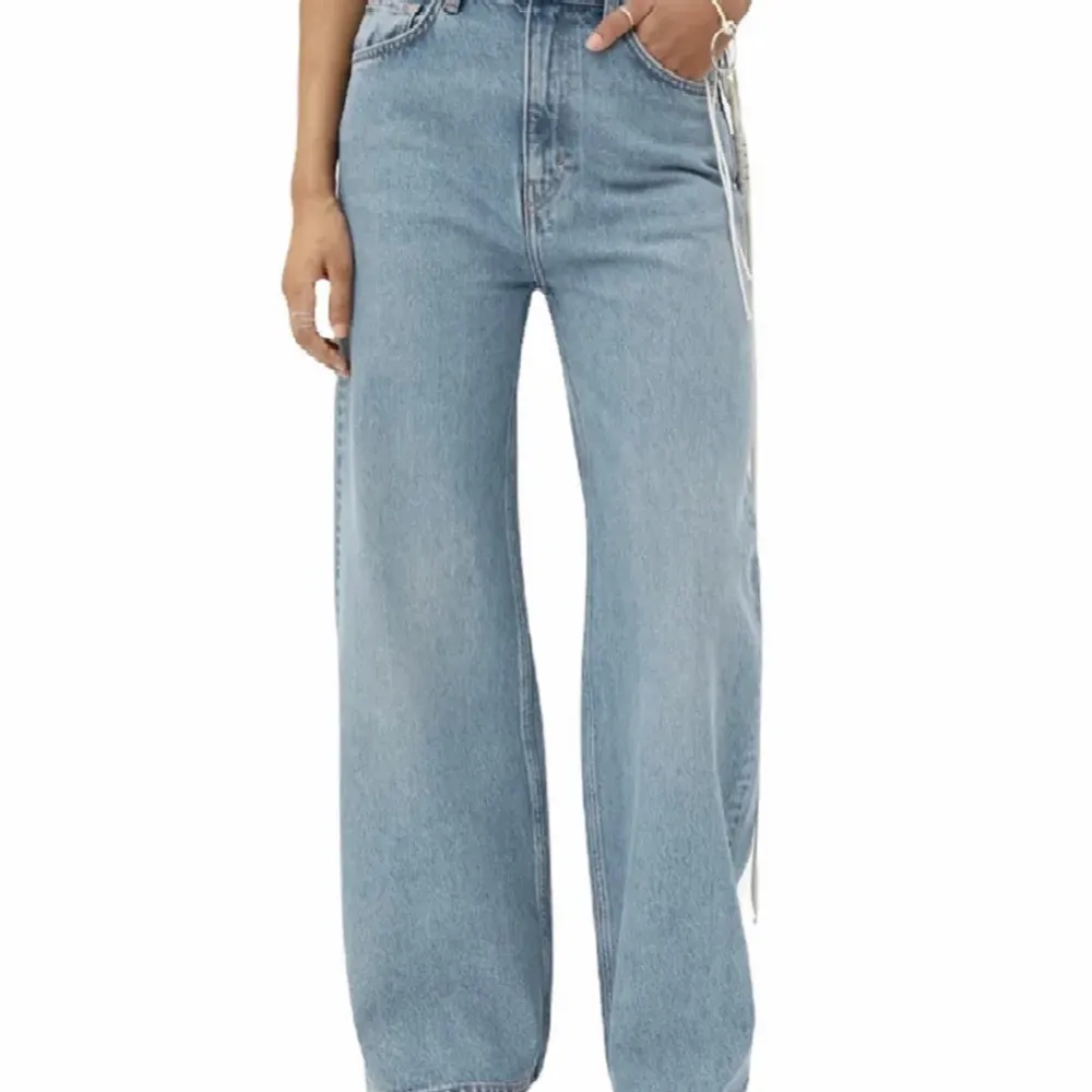 Weekday - ACE modell (Nyskick). Jeans & Byxor.